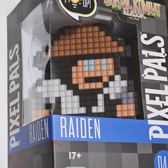 Raiden Pixel Pal 044 - Picture 2 of 4